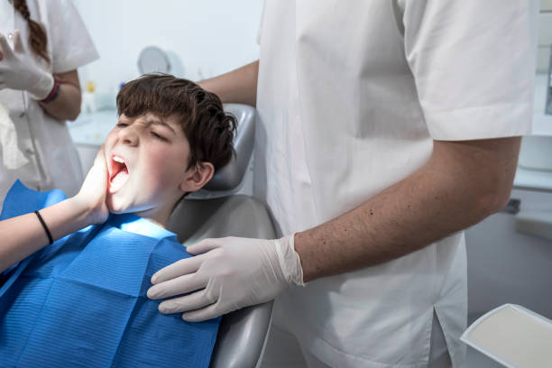 Best Emergency Tooth Extraction in Henderson, TN
